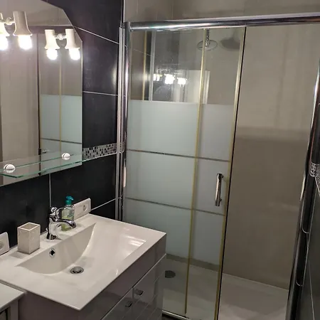 2 Pièces Piscine Privé *